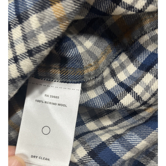 Pendleton Flannel Shirt Mens Medium Merino Wool Button Up Plaid Outdoors - Picture 4 of 10